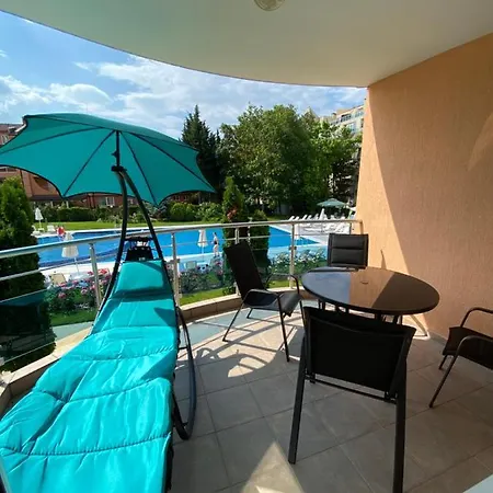 Διαμέρισμα Luxury First Line With Pool And Sea View In Complex Oazis Ράβντα