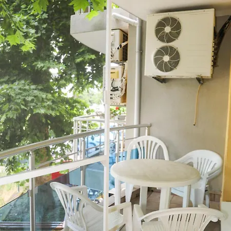 Appartement Luxury First Line With Pool And Sea View In Complex Oazis *