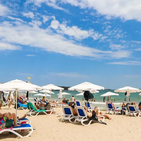 Luxury First Line With Pool And Sea View In Complex Oazis *