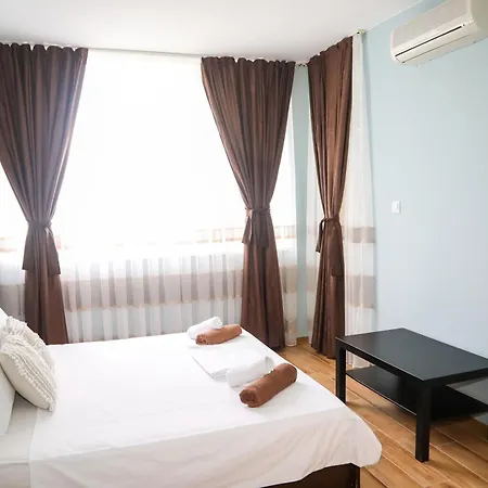 Appartement Luxury First Line With Pool And Sea View In Complex Oazis *