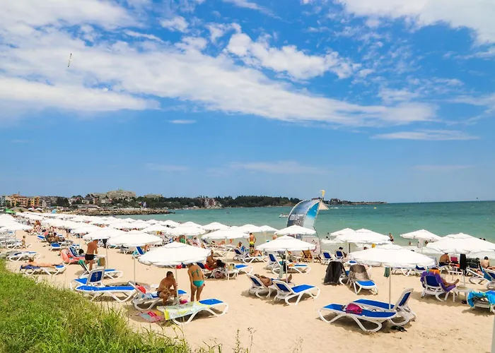 아파트 Luxury First Line With Pool And Sea View In Complex Oazis 라브다