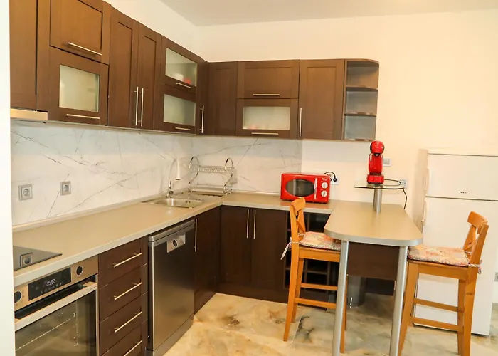 Luxury First Line With Pool And Sea View In Complex Oazis Lejlighed